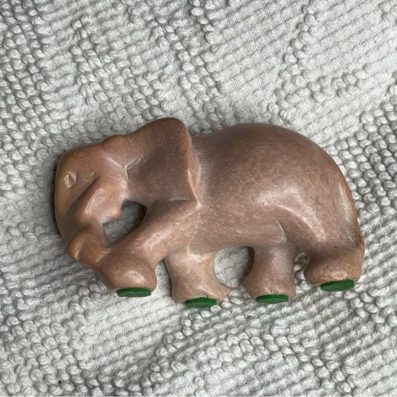 Hand Carved Natural Stone Elephant‎ - Picture 2 of 3
